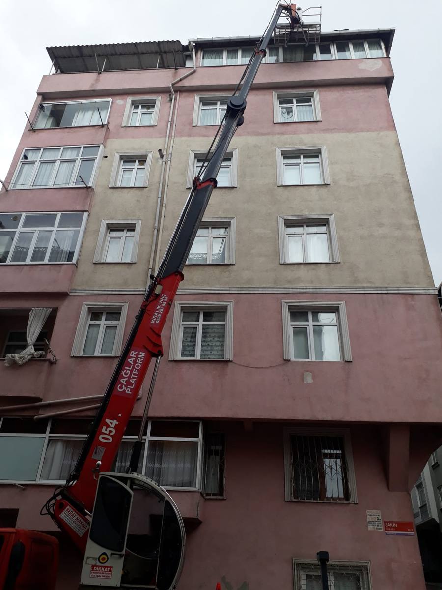 Güngören sepetli vinç çalışması