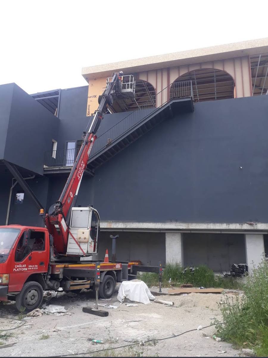 Şişli sepetli vinç tabela montajı